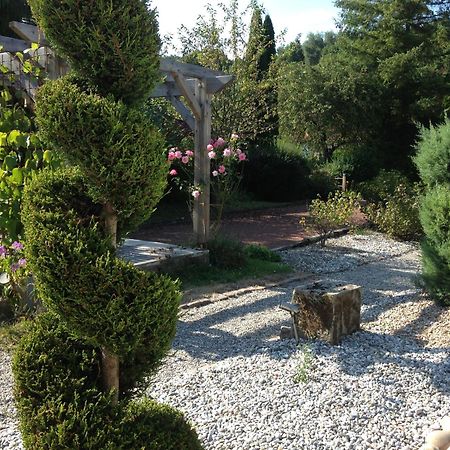 Logis Hotel Domaine Du Moulin Saint-Avold Exterior foto