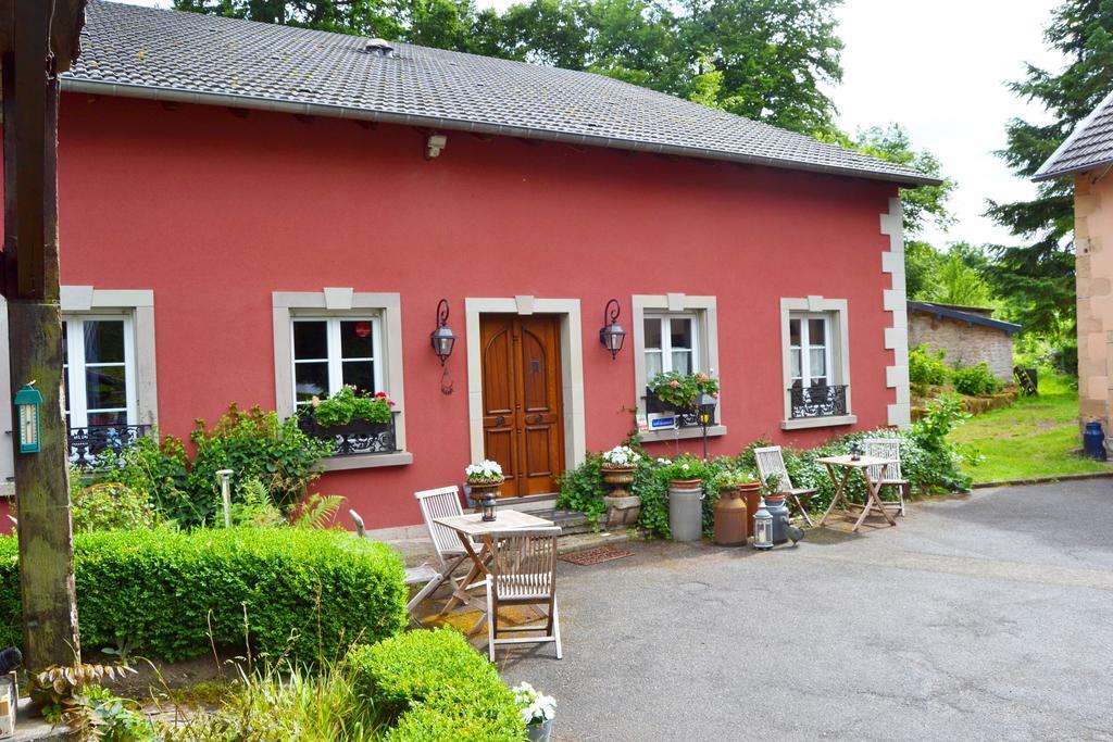 Logis Hotel Domaine Du Moulin Saint-Avold Exterior foto